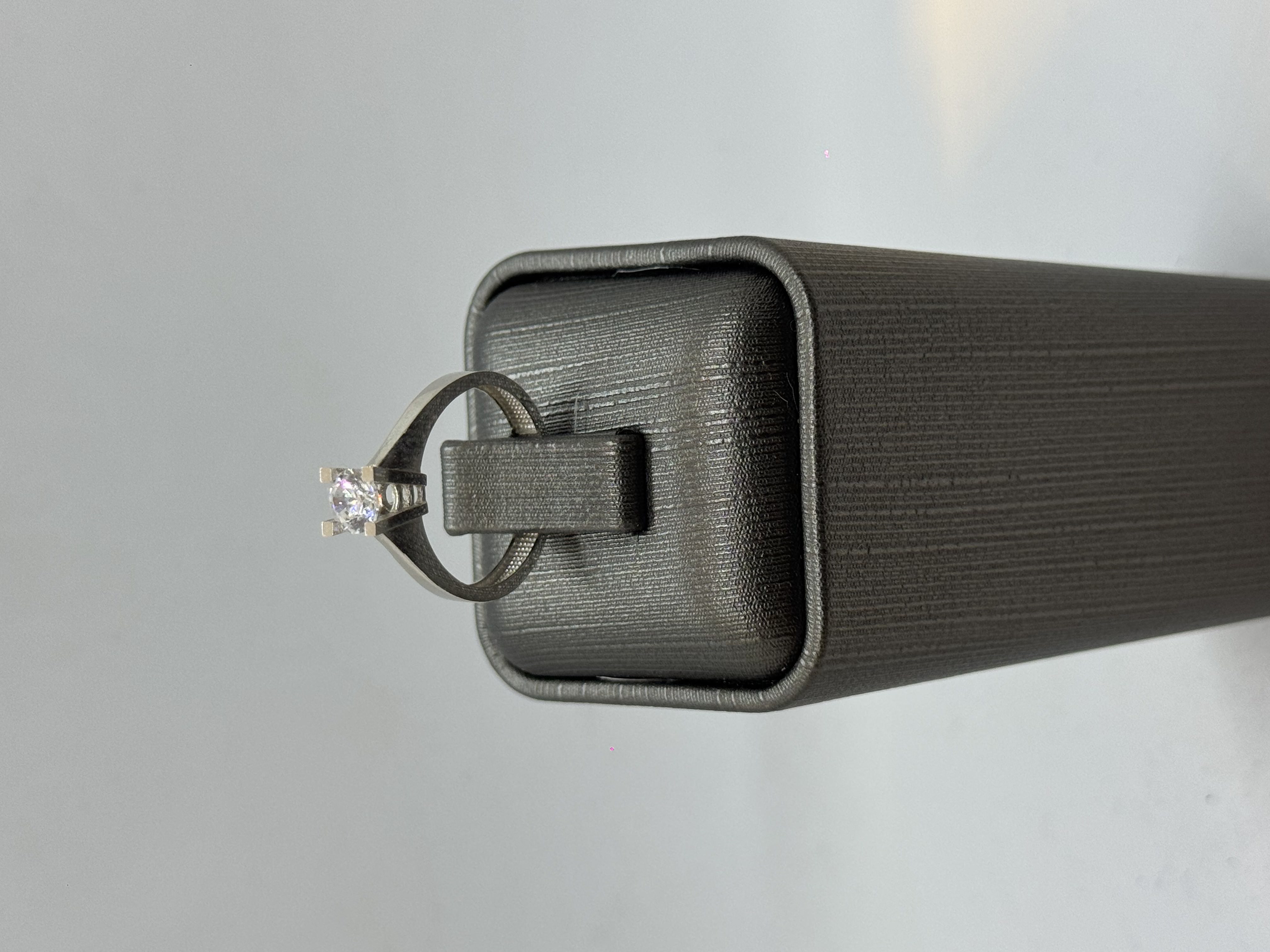 2.54 Gram 14 Ayar Tektaş Yüzük